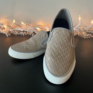 Sperry Women’s Seaside Emboss Weave Slip On Leather Sneaker Loafer Shoe Size 7